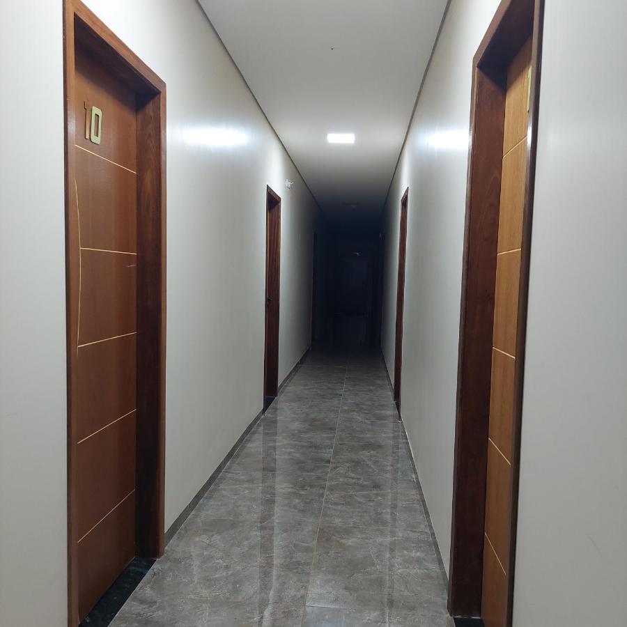 Hotel E Restaurante Na Chacara Dourados Esterno foto