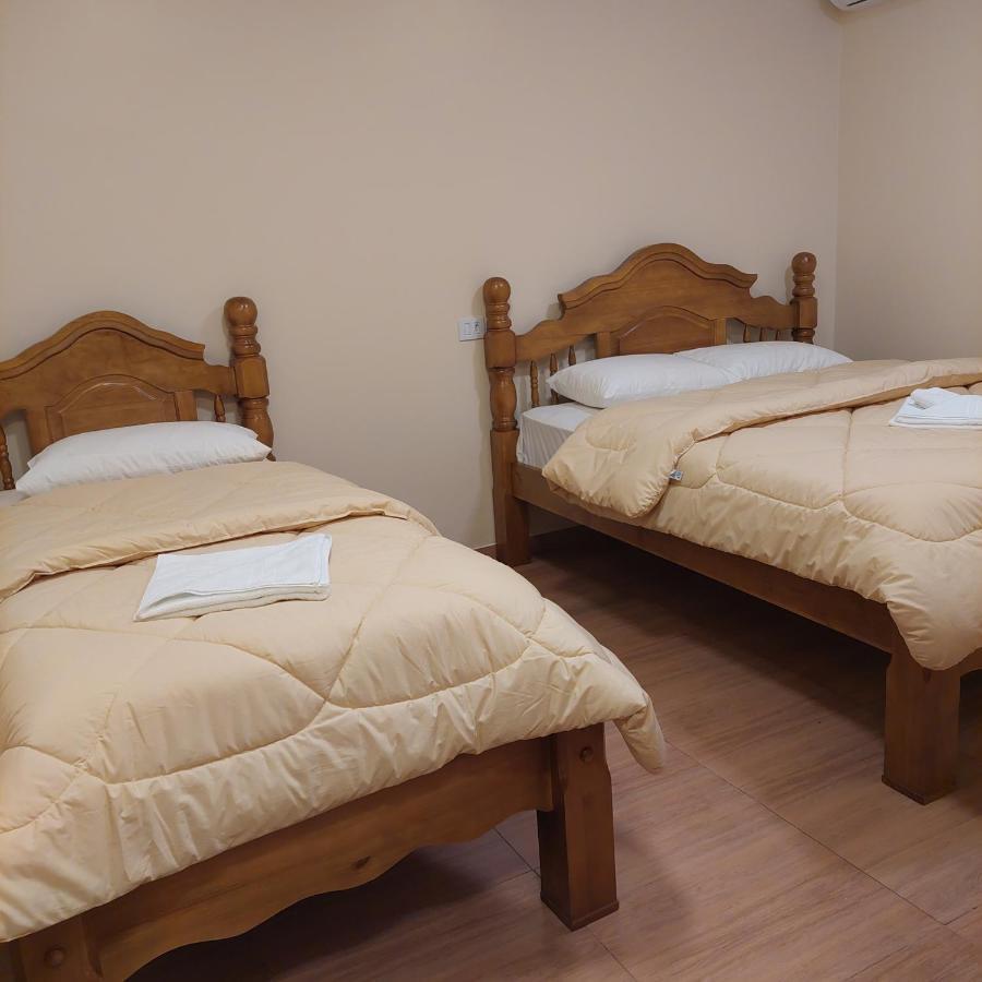 Hotel E Restaurante Na Chacara Dourados Esterno foto