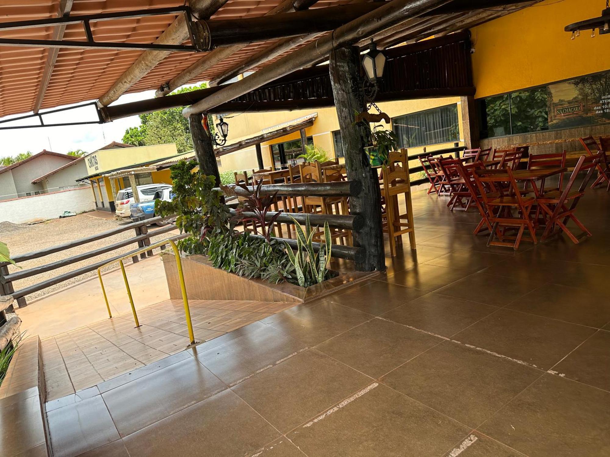 Hotel E Restaurante Na Chacara Dourados Esterno foto