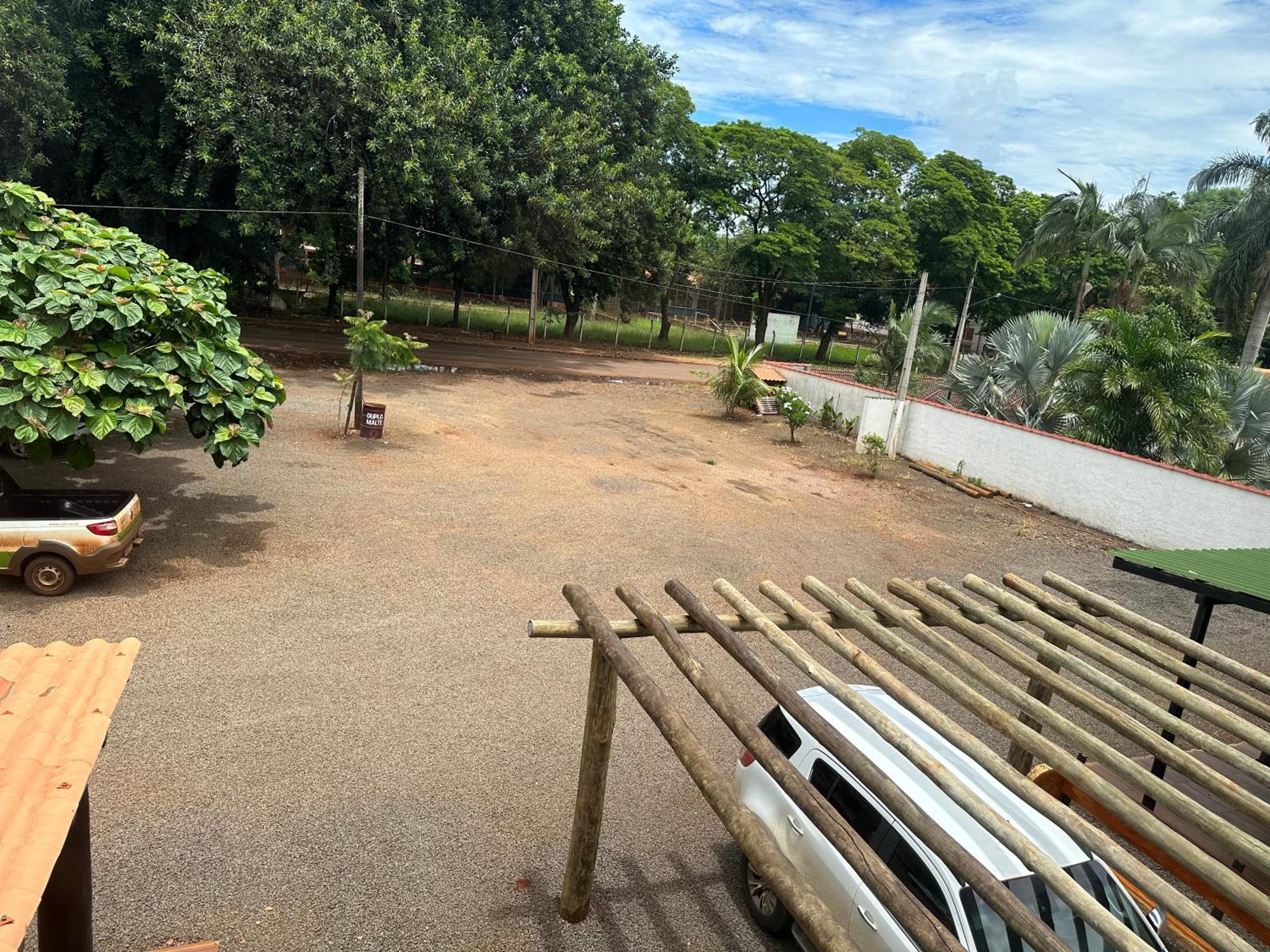 Hotel E Restaurante Na Chacara Dourados Esterno foto